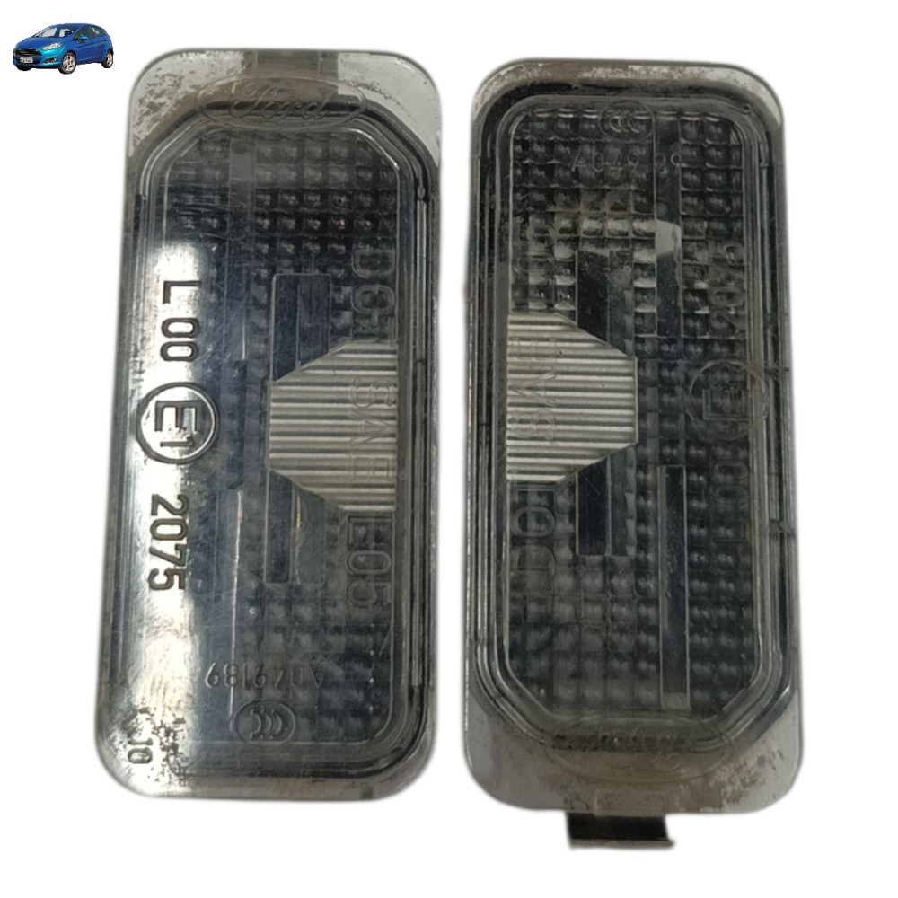 Par luz placa traseira Ford New Fiesta Hatch 2014 2015 2016