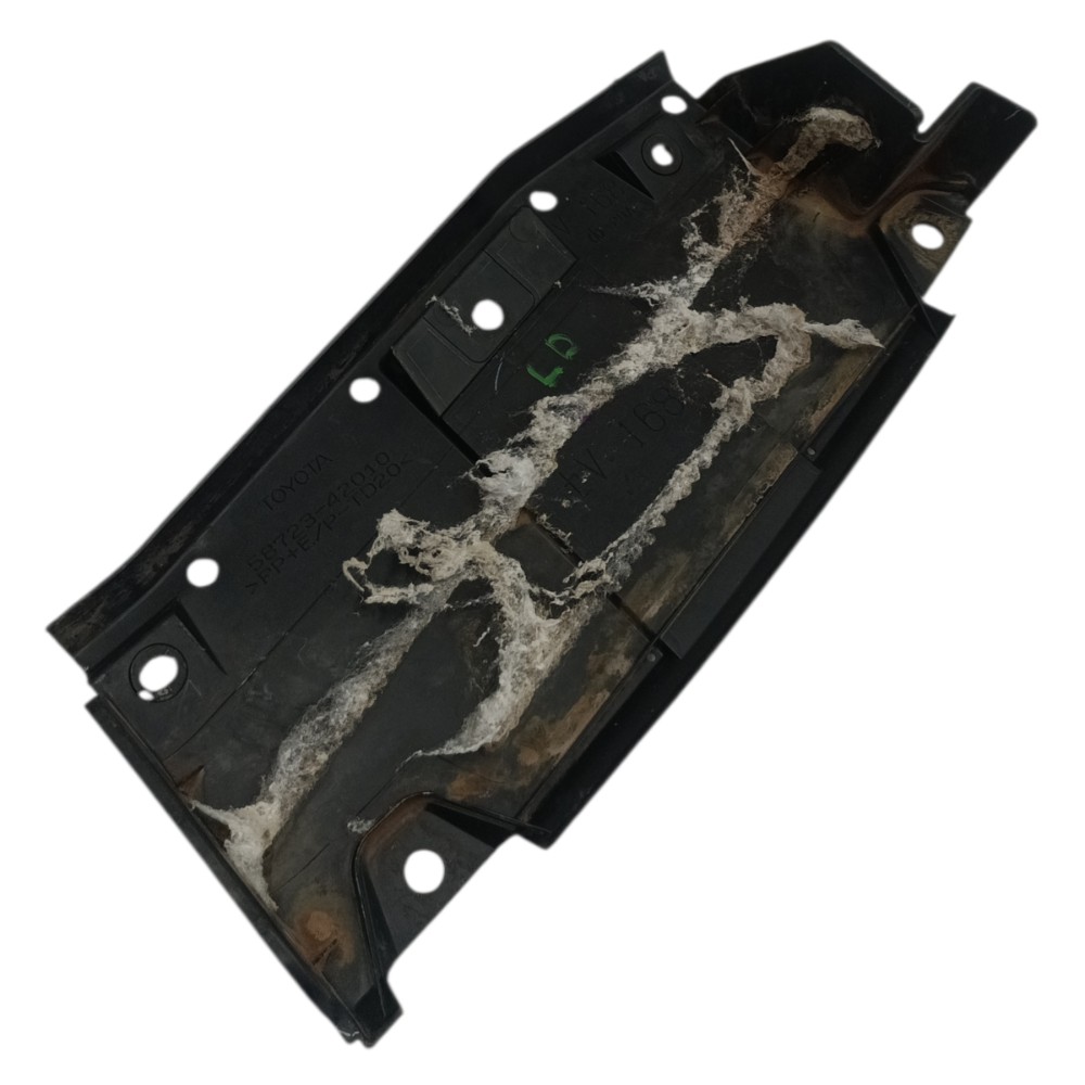 Defletor Parachoque Traseiro Direito Toyota Rav4 2014 2015 3