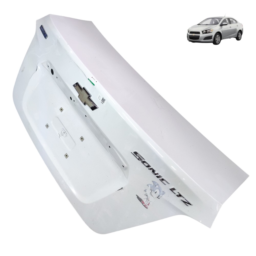 Tampa traseira GM Sonic Sedan 2012 2013 2014 Branco 1