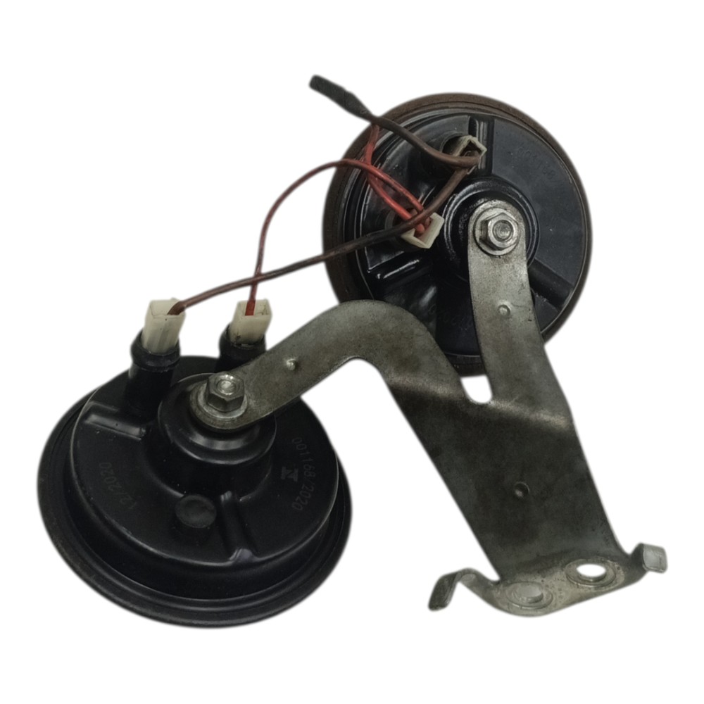 Par buzina original Volvo XC60 2009 2010 2011 2012 2013 4