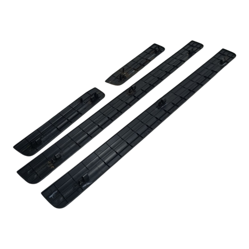 Jogo Soleira Porta Nissan Tidda 2008 2009 2010 2011 2012 Preto 3