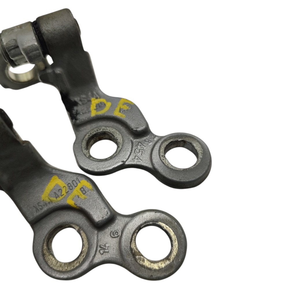 Par Dobradiça Porta Dianteira Esquerda Ford Focus 2003 2004 2
