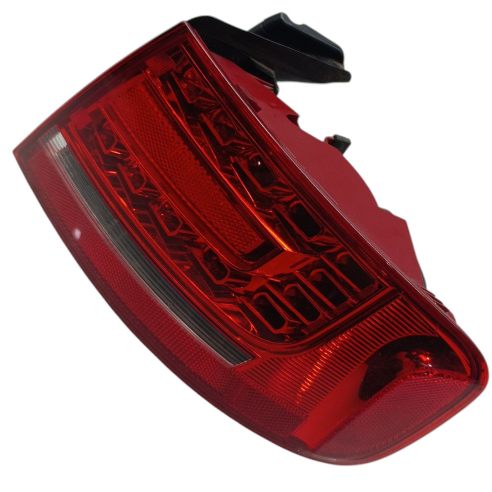 Lanterna Direita Audi A4 2011 2010 2009 Original Direito/passageiro Vermelho 1
