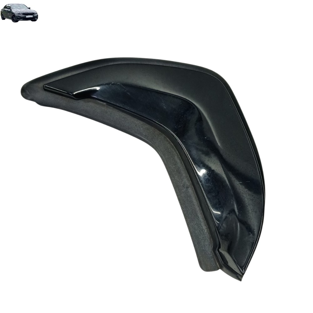 Moldura acabamento traseiro esquerdo BMW 320i 2020 2021 2022 1