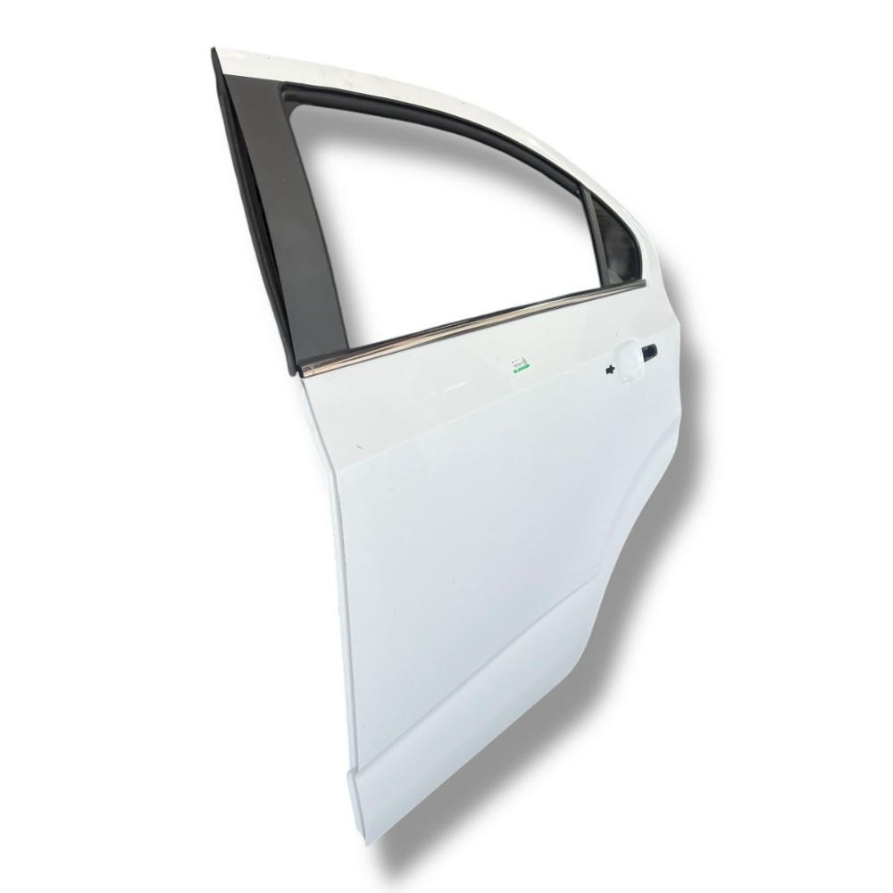 Porta traseira esquerda GM Sonic Sedan 2012 2013 2014 3