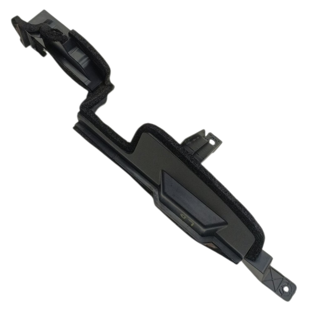 Acabamento Lateral Direito Radiador Chery Tiggo 5x 2025 2024 – Preto 2