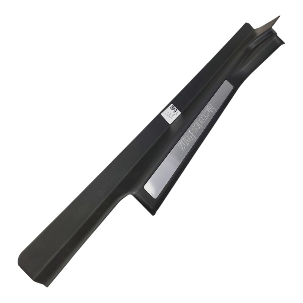 Soleira Porta Dianteira Direita Mercedes C230k 2003 2004 Preto 3
