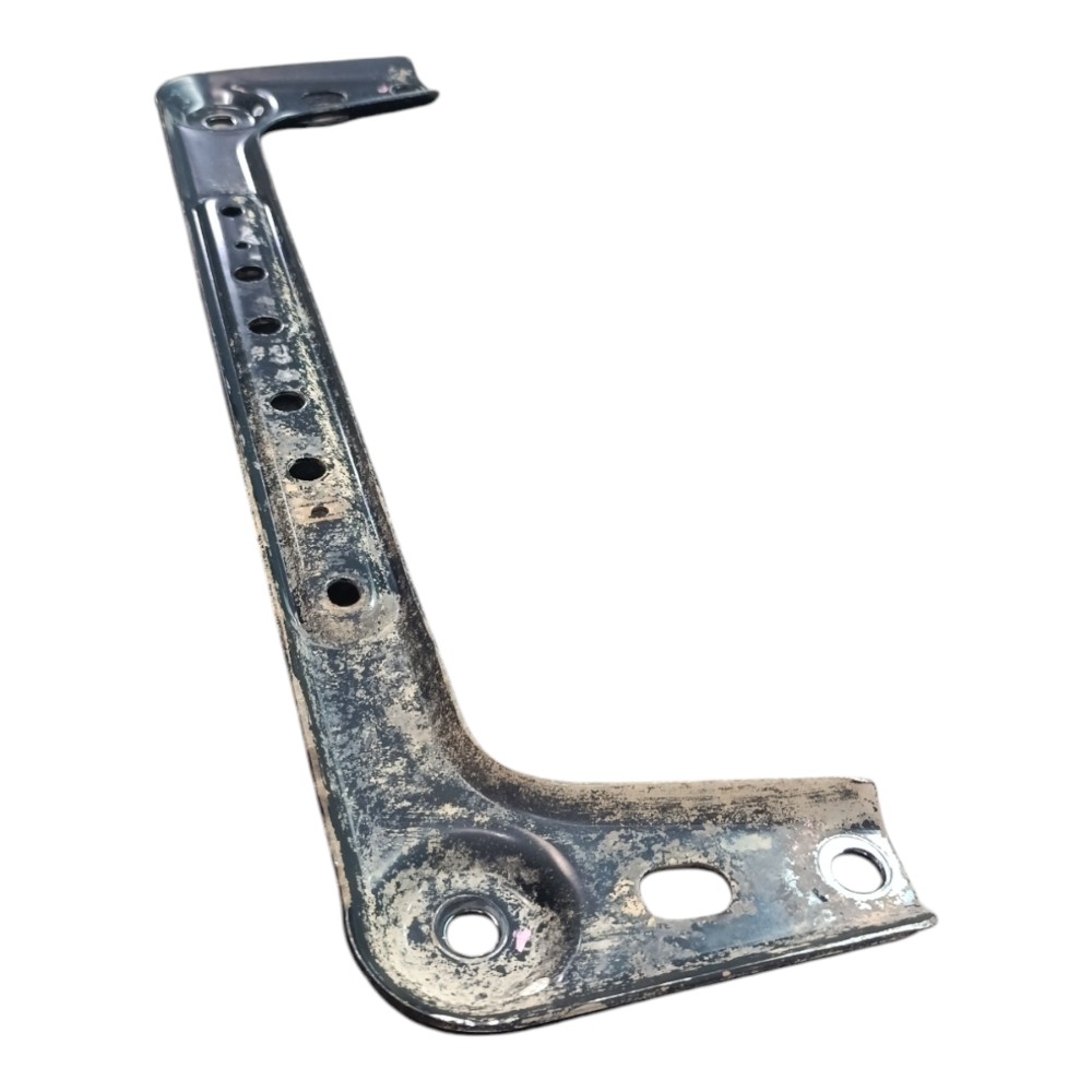 Travessa suporte quadro agregado Nissan Tiida 2010 2011 2012 4