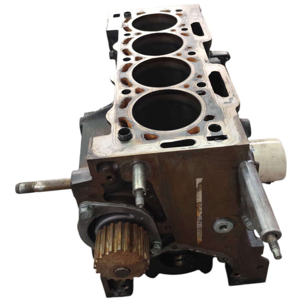 Bloco Ferro Motor Peugeot 1.6 8v Gasolina 2001 2002 2003 4