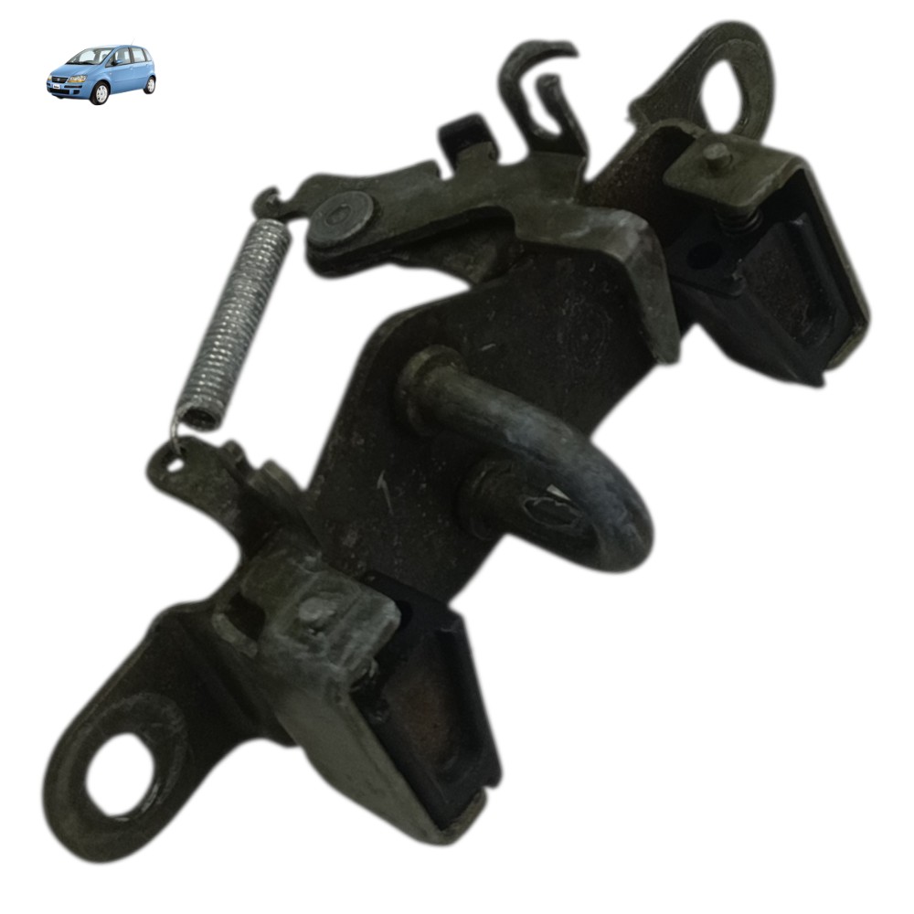 Batente fechadura tampa traseira Fiat Idea 2005 2006 2007 08