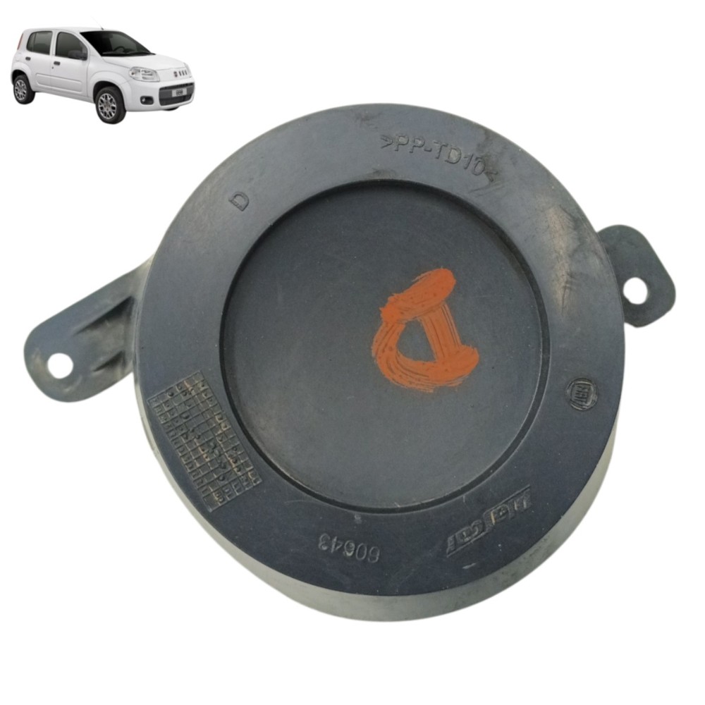 Tampa vedação farol milha direito Fiat Uno 2014 2015 2016