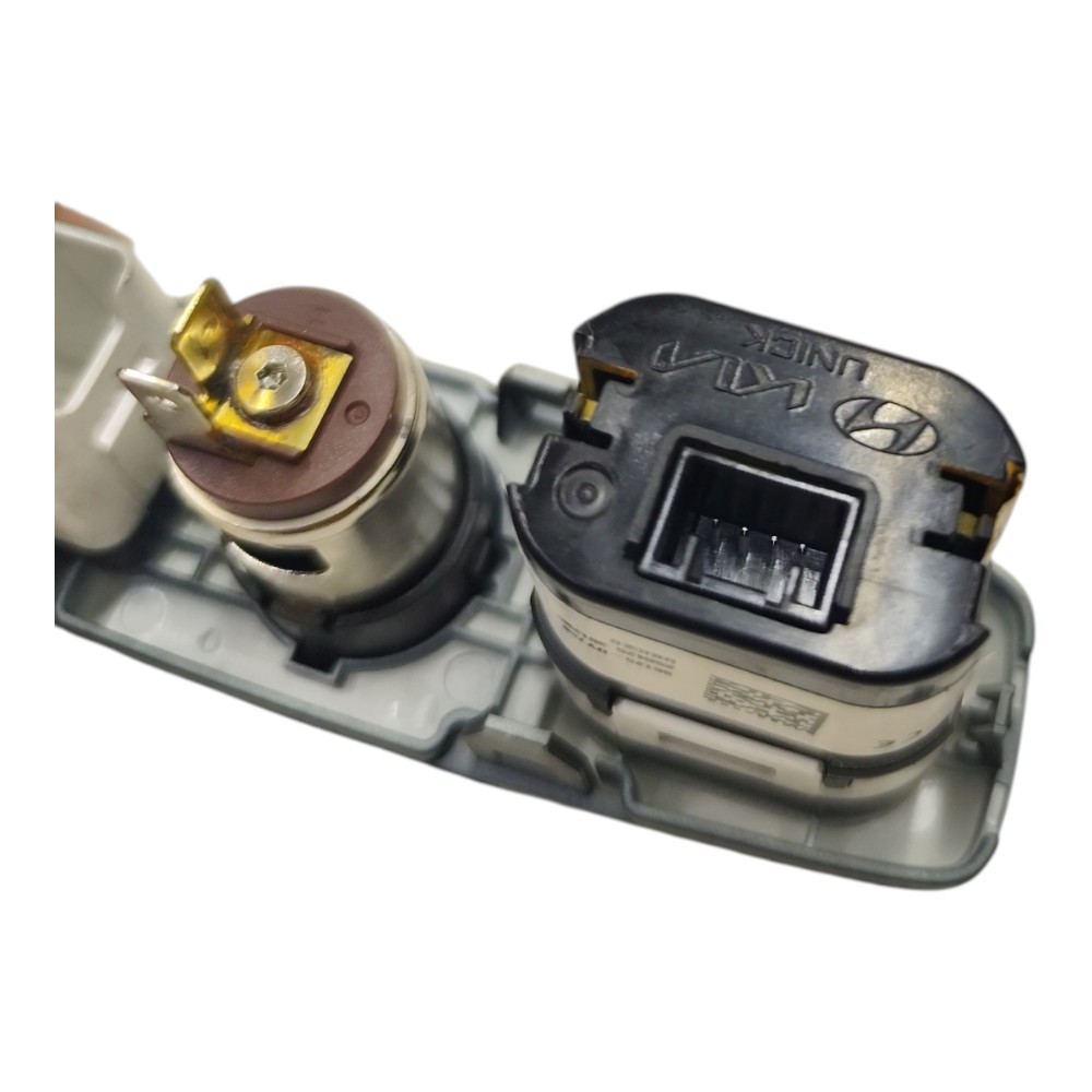 Tomada 12v Usb Usbc Console Hyundai Creta 2026 2025 2024 4