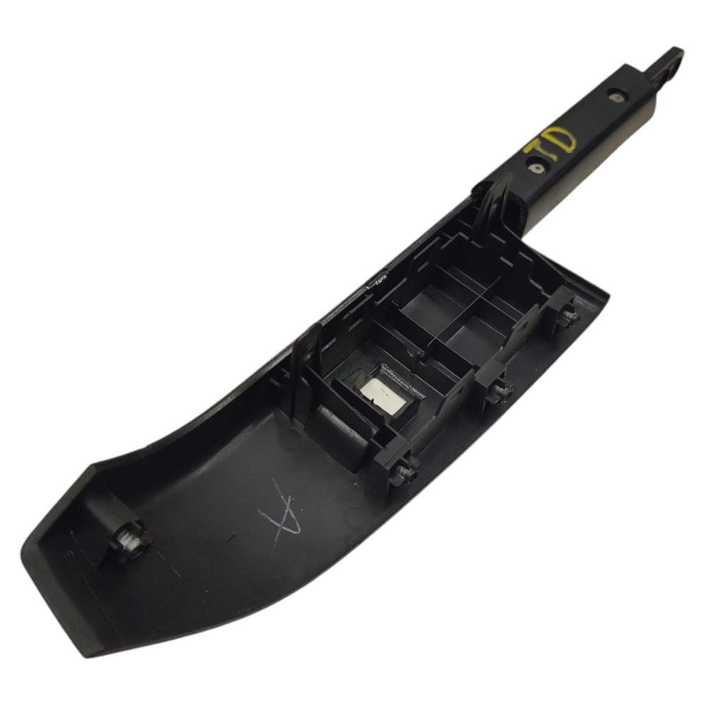 Puxador interno porta dianteira direita gm sonic 2012 2013 2
