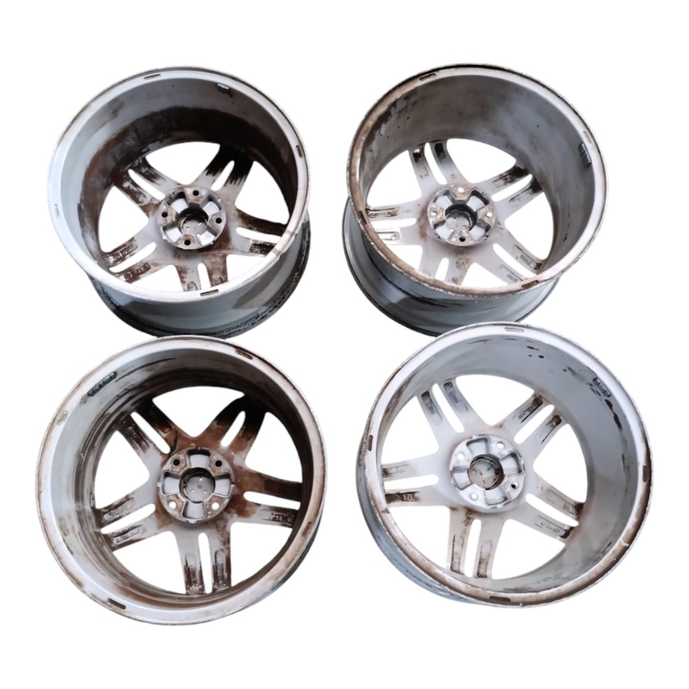 Jogo Roda Aro 17 Peugeot 308 4×108 Com Riscos  Prata 7