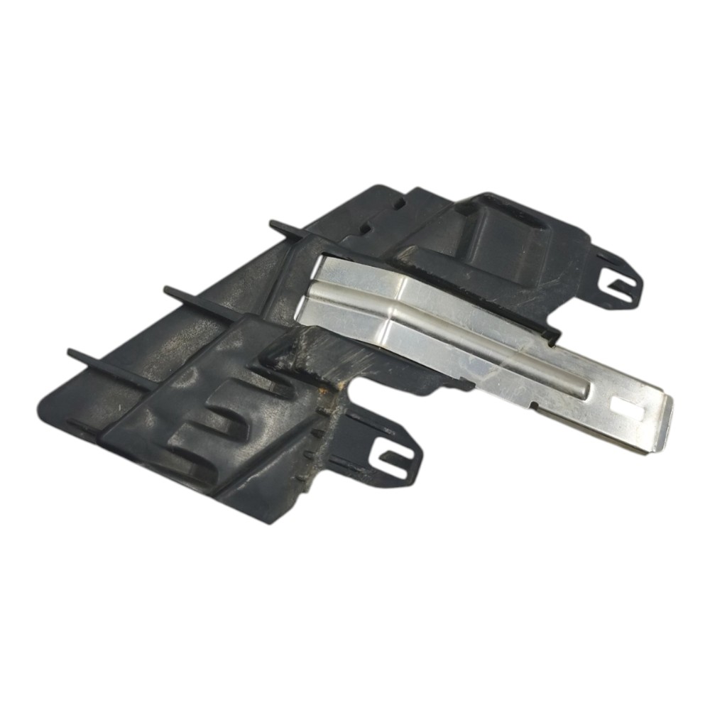 Guia Suporte Inferior Farol Esquerdo Bmw X2 2019 2018 2017 2