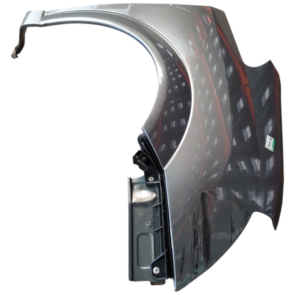 Paralama direito GM Meriva 2012 2011 2010 2009 2008 detalhe 2