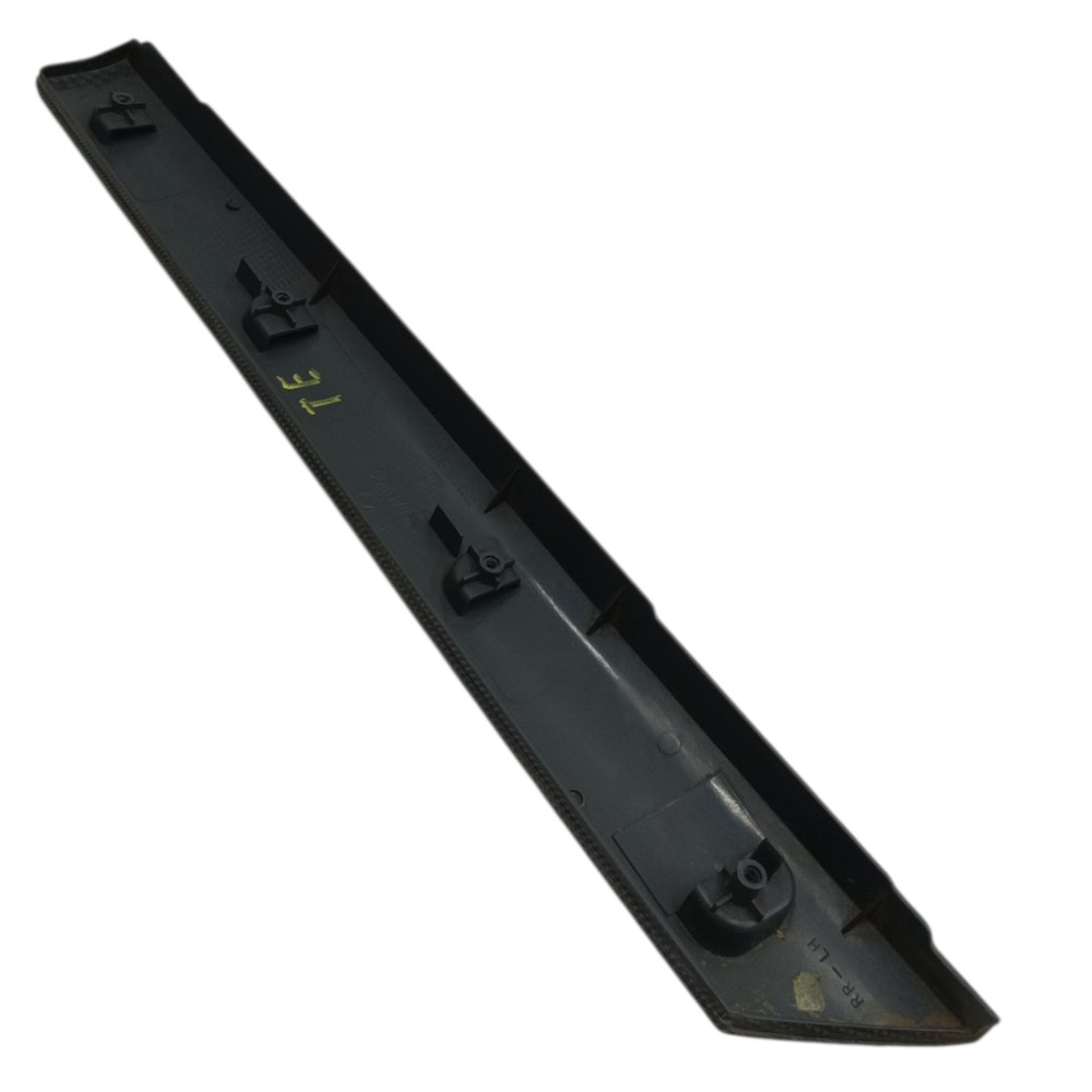 Friso Moldura Porta Traseira Esquerda Gm Captiva 2010 2011 4