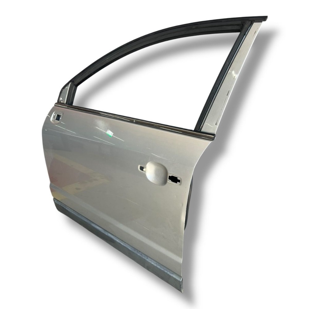 Porta Dianteira Esquerda Gm Captiva 2008 2009 2010 A 2017 Dianteira Esquerda Prata 2