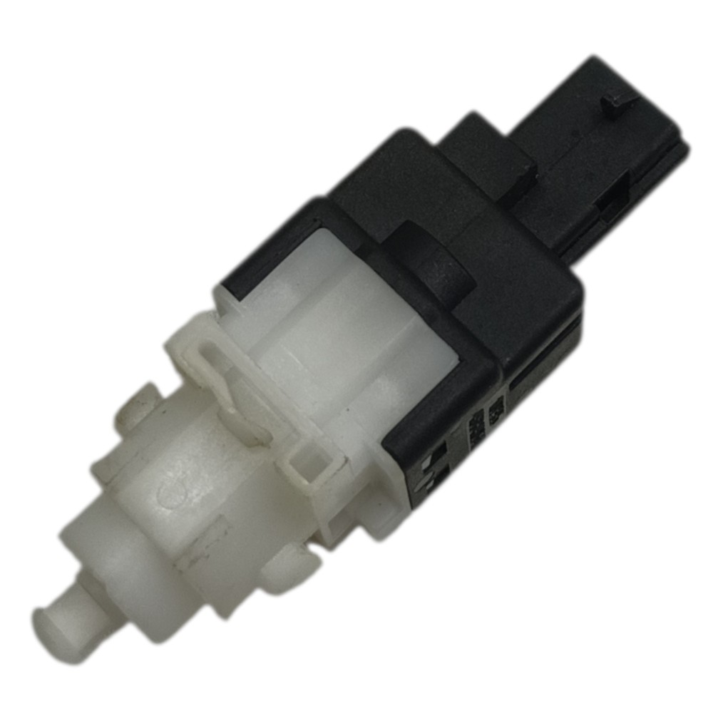 Interruptor luz freio Fiat Palio Strada bravo 2010 2011 2012 3