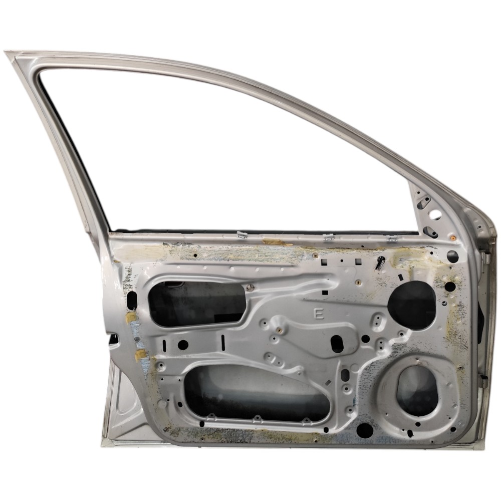 Porta Dianteira Esquerda Gm Corsa Classic 2003 2004 2005 06 Dianteira Esquerdo Prata 4