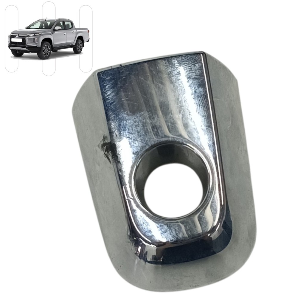 Moldura Miolo Maçaneta Esquerda Mitsubishi Triton L200 2024 Prata