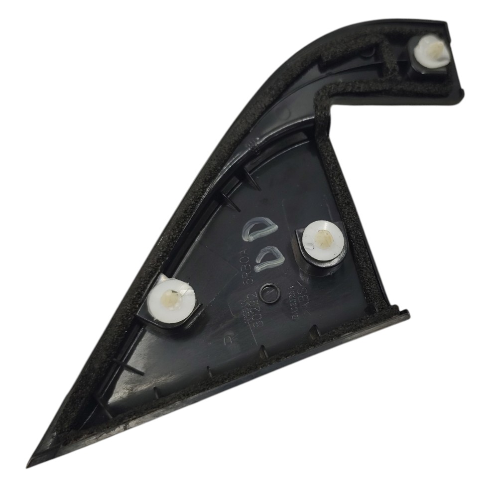 Acabamento interno retrovisor direito Nissan kicks 2020 2019 2