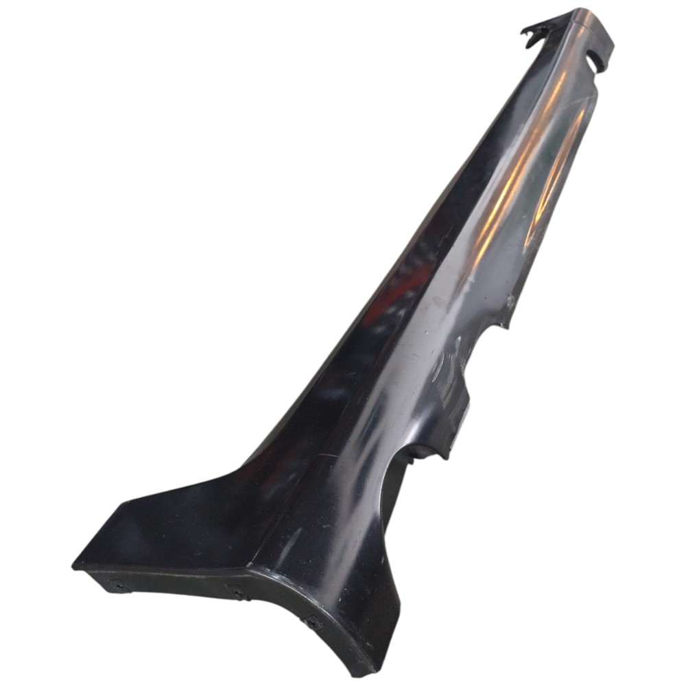 Spoiler saia lateral direita volvo xc60 2009 2012  detalhes 2