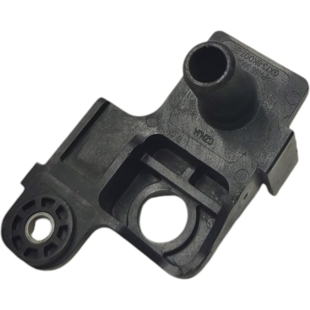 Suporte superior esquerdo radiador Jaguar xe 2.0 p250 2018 3