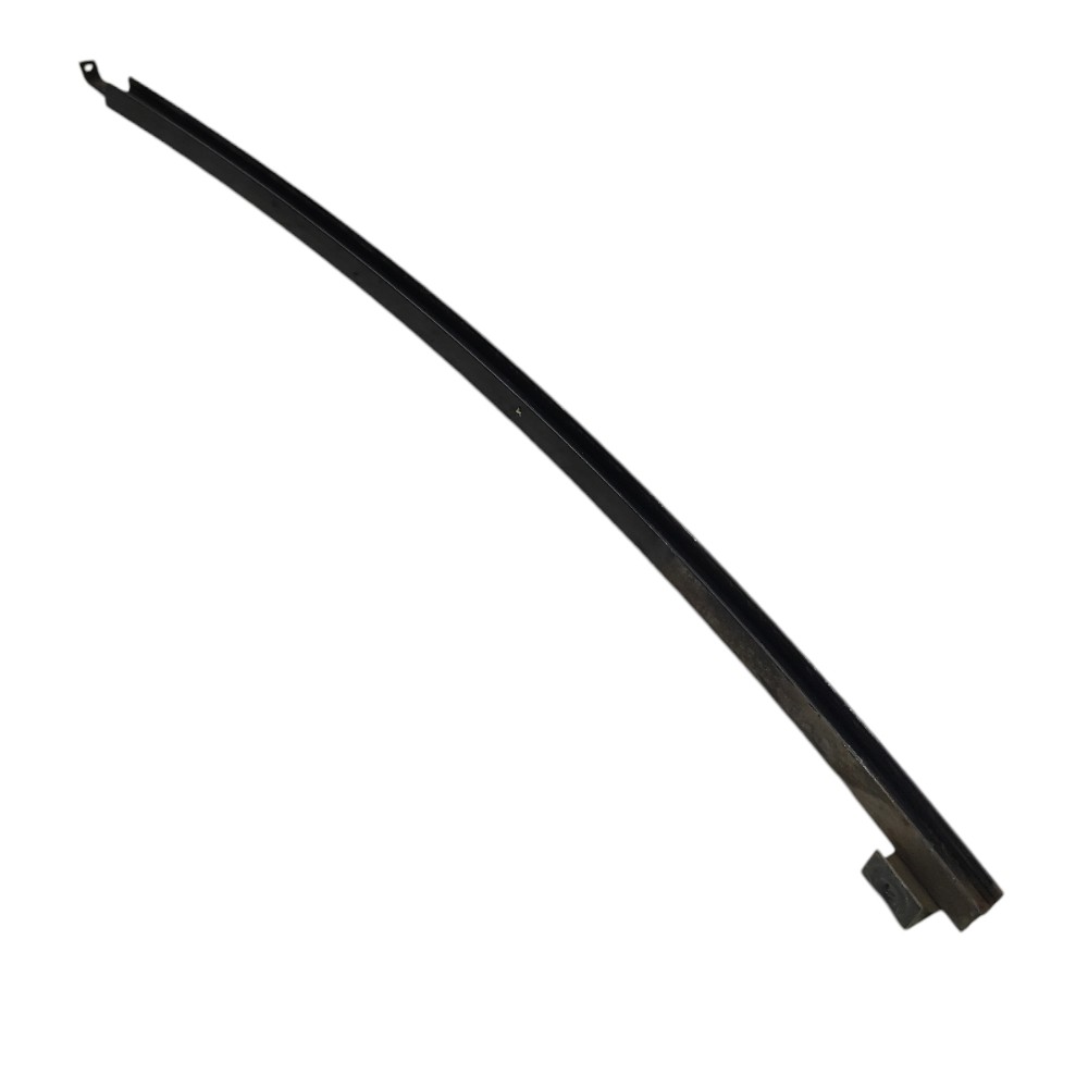 Guia vidro traseira direita Vw Santana 2000 2001 2002 2003 4