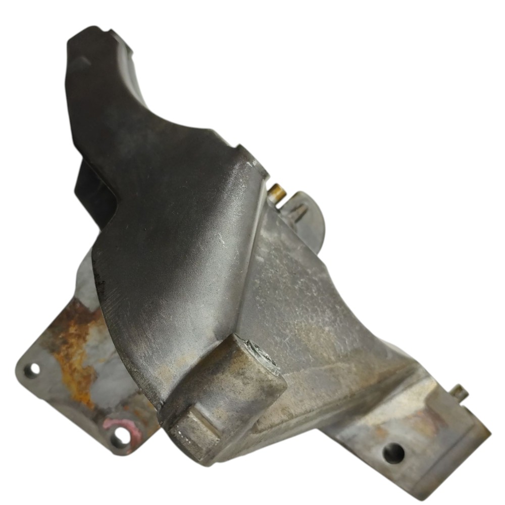 Suporte alternador compressor Fiat Uno Vivace 1.0 2013 2014 3