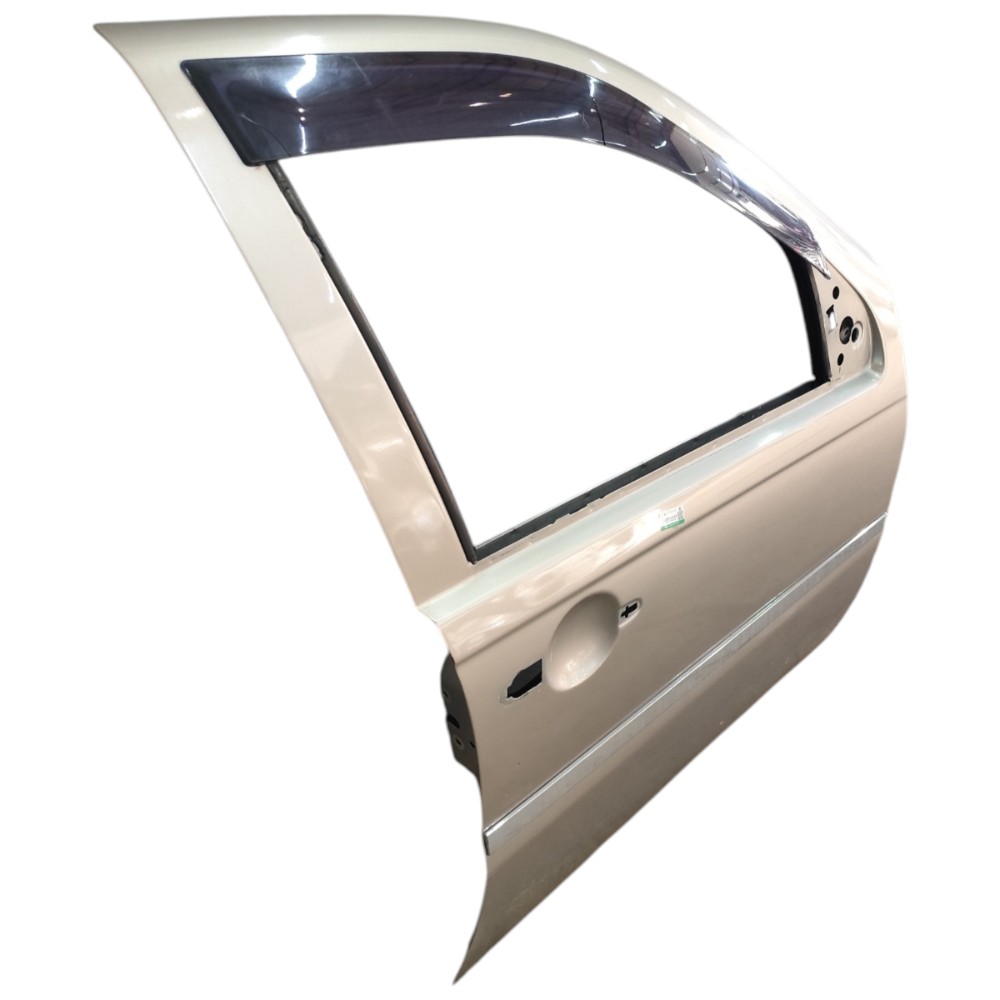 Porta Dianteira Direita Fiat Siena 2008 2009 2010 2011 2012 Dianteira Direito Bege 2