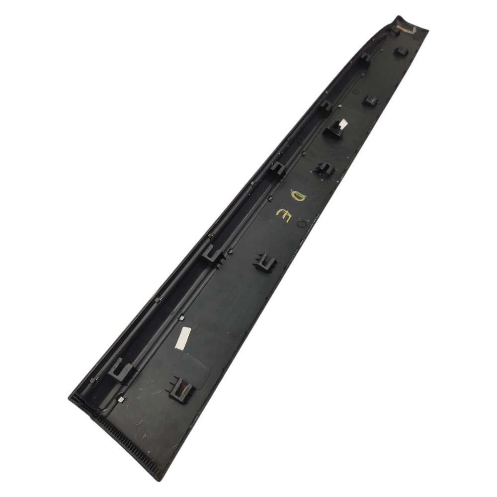 Borrachão friso porta dianteira esquerda Fiat toro 2025 2024 4