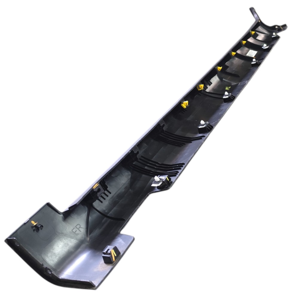 Spoiler saia lateral direita Hyundai Creta 2026 2025 2024 6