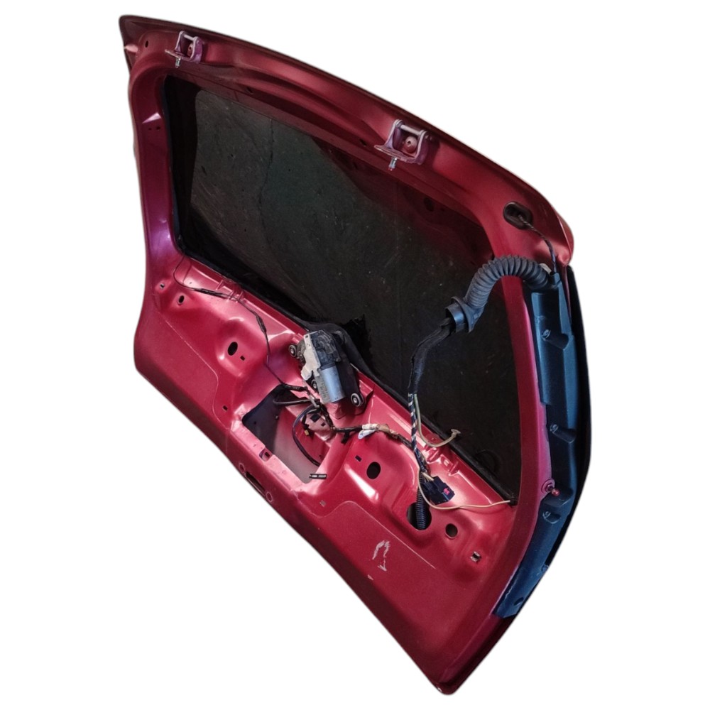 Tampa Traseira Citroen C3 2004 2005 2006 2007 2008 Detalhe  Vermelho 6