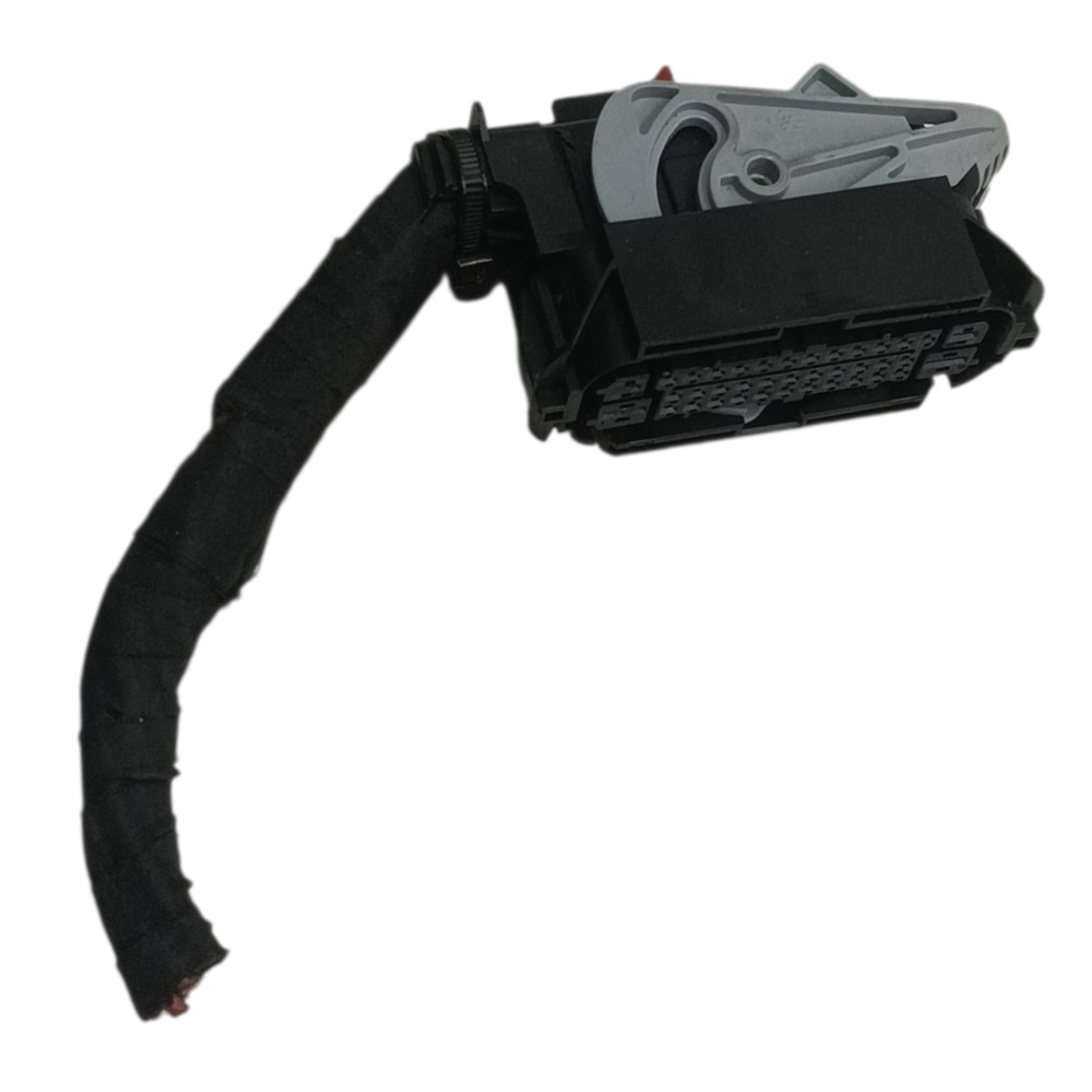 Plug Conector Módulo Abs Vw Up 1.0 3cc 2014 2015 1s0614117s 3
