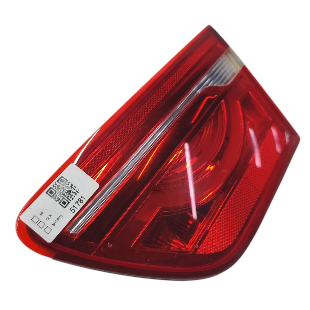 Lanterna direita tampa traseira jaguar xe R Sport 2019 2018 3