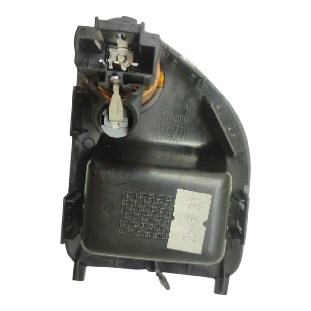 Acendedor Cigarro Console Peugeot 308 2011 2012 2013 2014 Preto 3