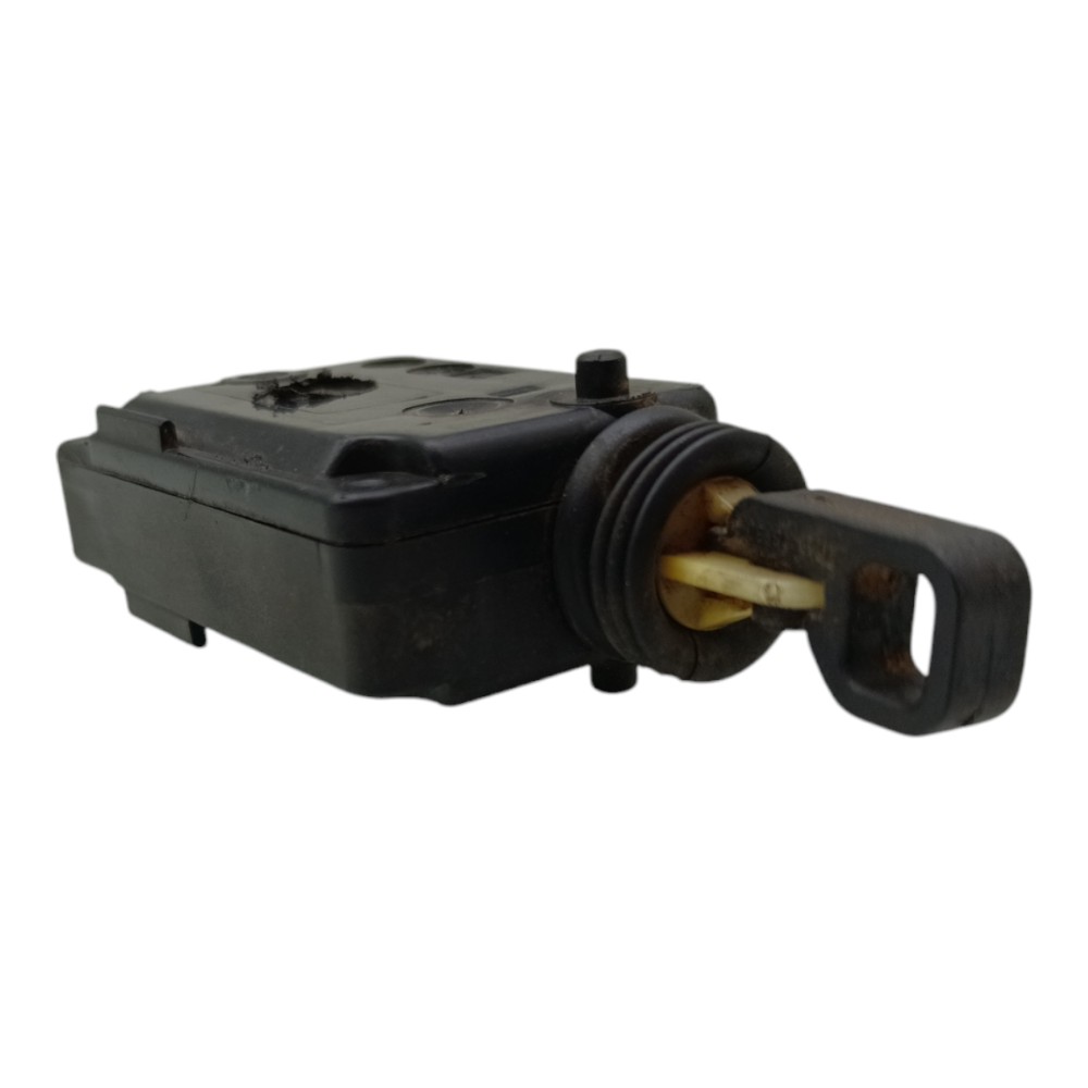 Motor Trava Fechadura Tampa Traseira Gm Corsa 2003 2004 2005 3