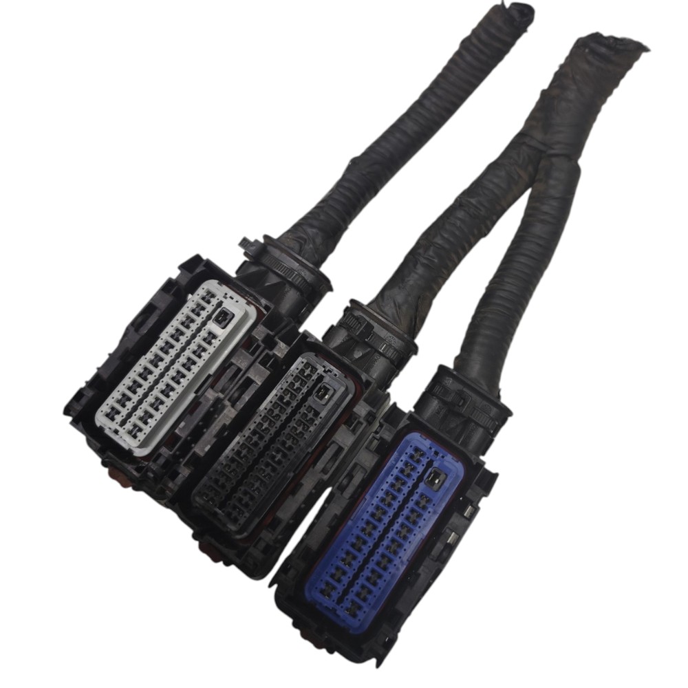 Plug conector módulo injeção gm tracker 1.4 turbo 2018 2017 4