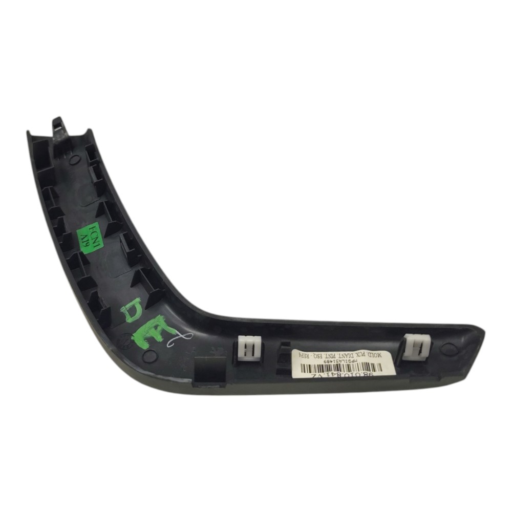 Moldura Puxador Porta Dianteira Esquerda Peugeot 208 2014 Cinza 4