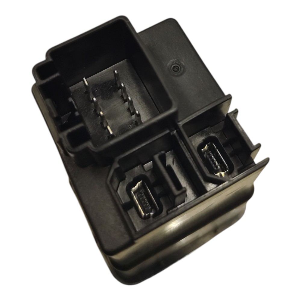 Entrada auxiliar usb console fiat argo 2024 4