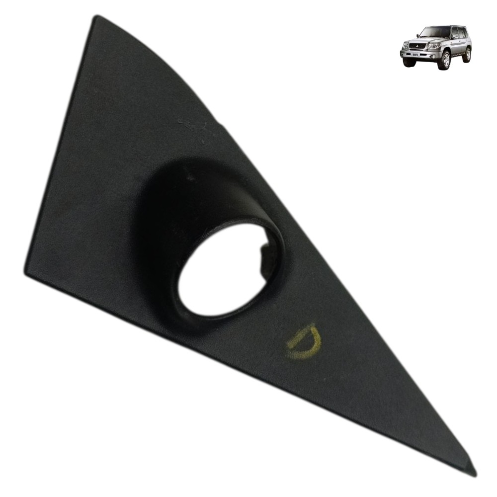 Acabamento interno retrovisor direito Pajero TR4 2005 2006