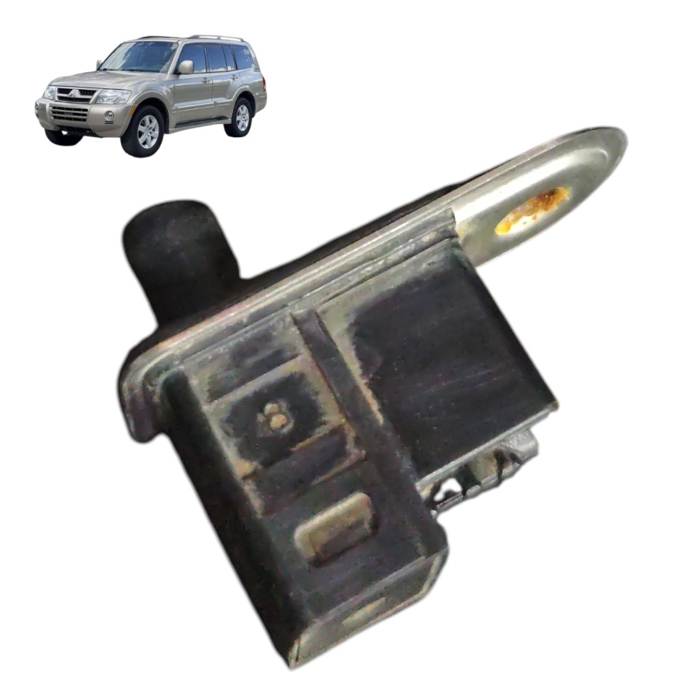Sensor Interruptor Luz Porta Mitsubishi Pajero Tr4 2005 2006 1