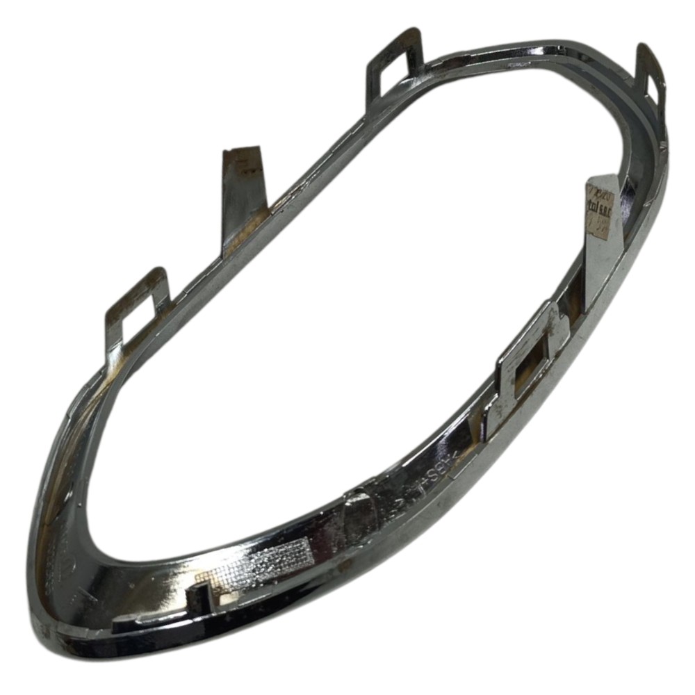 Moldura Cromada Farol Milha Esquerdo Fiat Toro 2021 2020 19 3