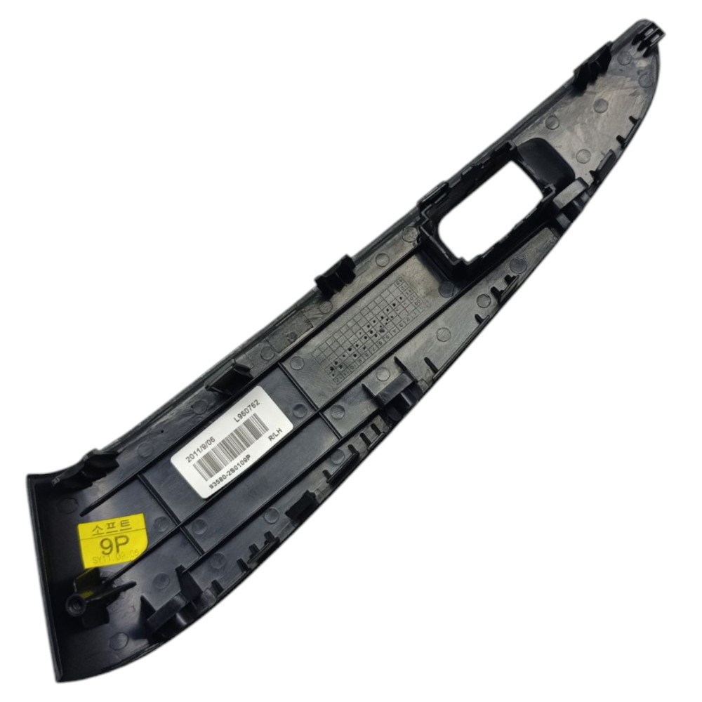 Moldura Botão Vidro Traseiro Esquerdo Hyundai Ix35 2011 2012 3