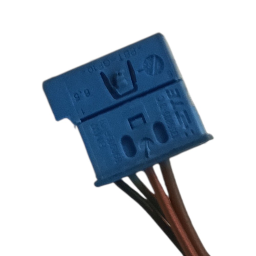 Plug Conector Fechadura Tampa Traseira Bmw X2 B48 2018 2019 4