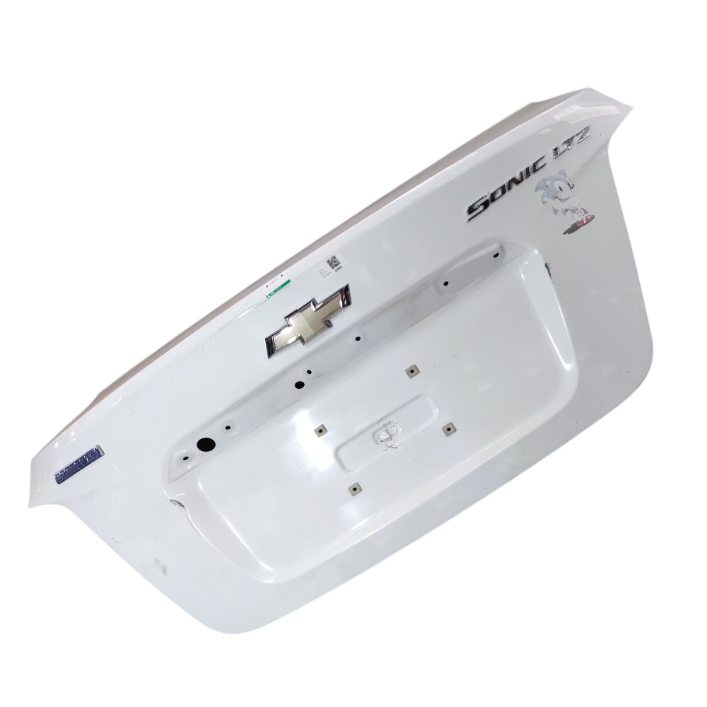 Tampa traseira GM Sonic Sedan 2012 2013 2014 Branco 3