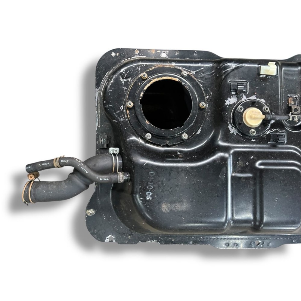 Tanque combustível Mitsubishi Pajero TR4 2.0 4×4 2005 06 07 2