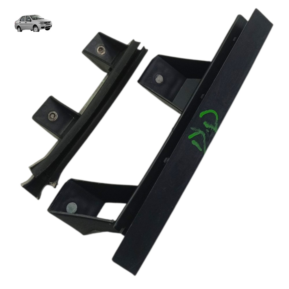 Par Guia Vidro Dianteira Direita Fiat Siena Palio 2010 2011 Preto 1