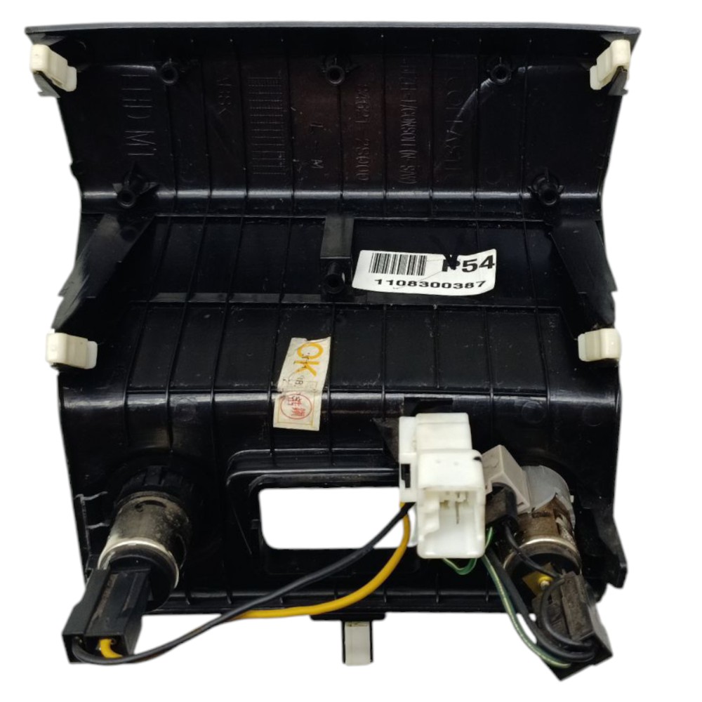 Acabamento Tomada 12v Console Hyundai Ix35 2011 2012 2013 Preto 3